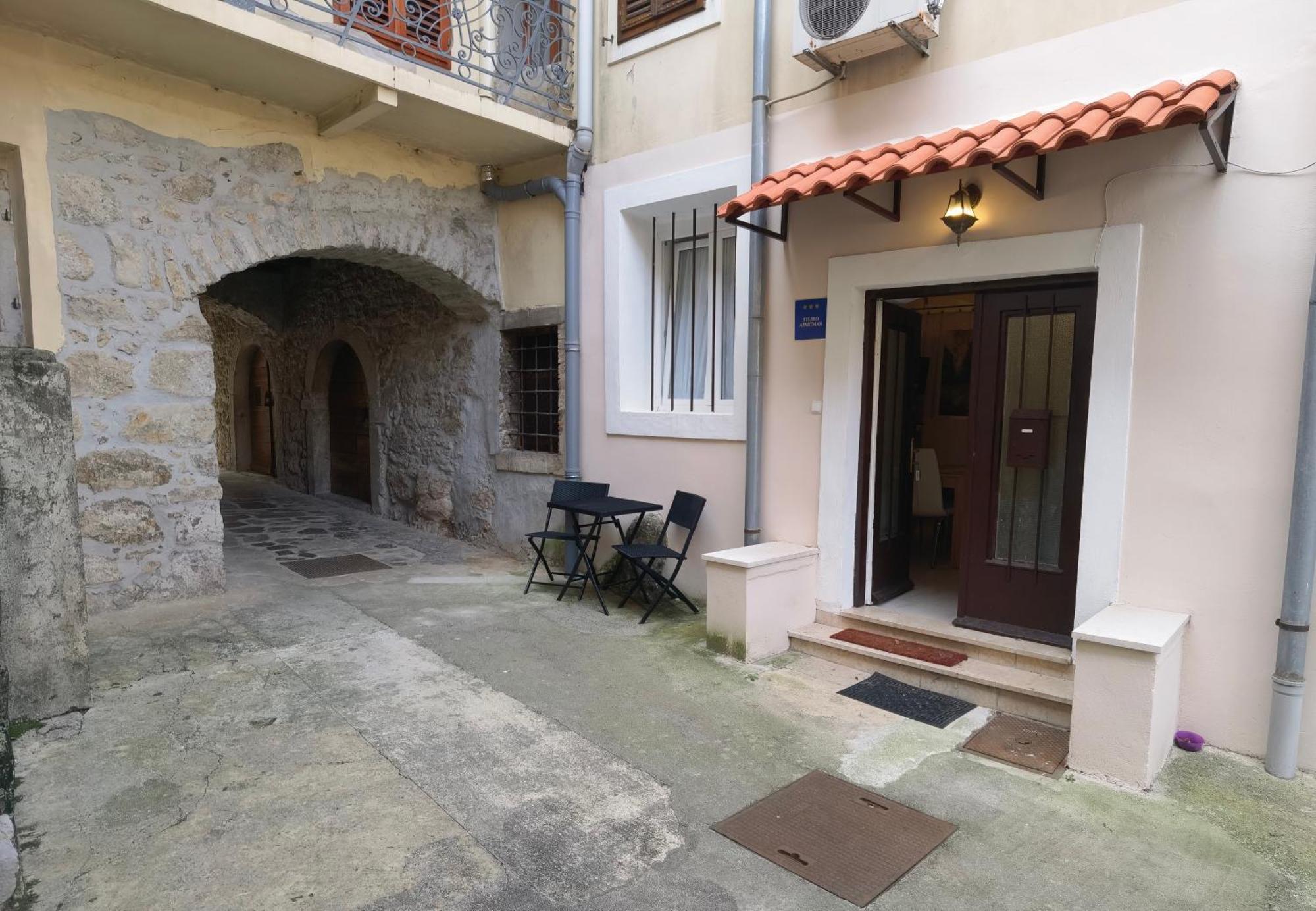 Apartment Zlatko , Ten Steps To The Sea Opatija Exterior foto